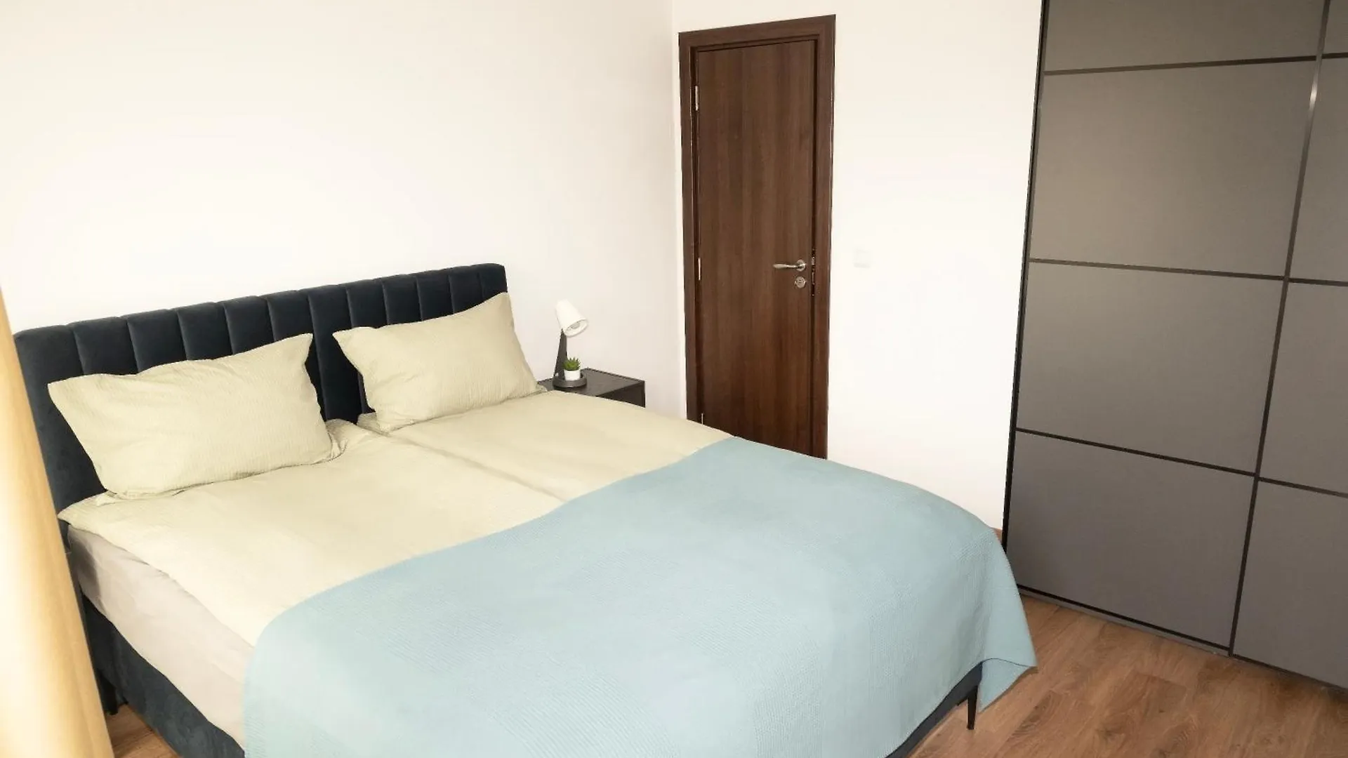 شقة Spacious Stylish 2Bdr Central صوفيا بلغاريا