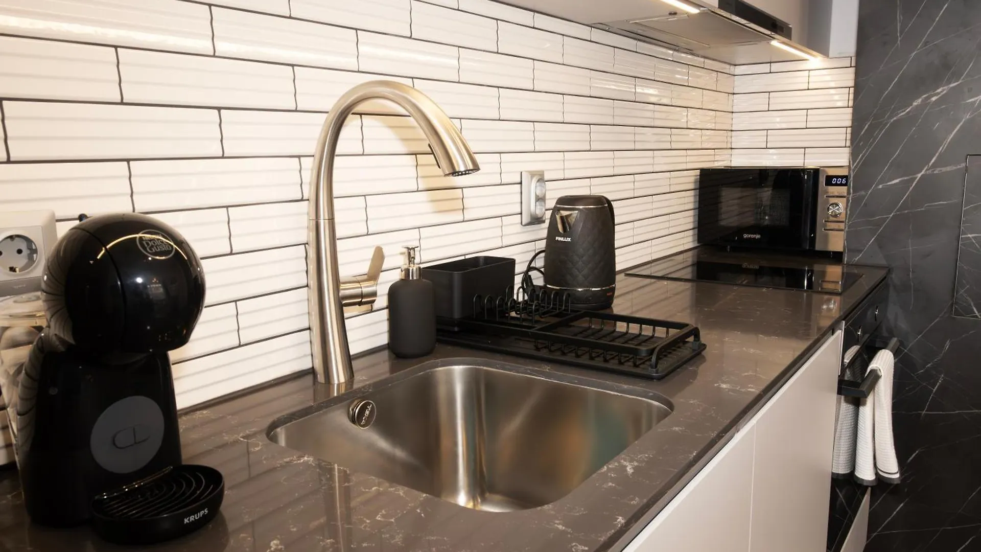 Spacious Stylish 2Bdr Central صوفيا 0*,  بلغاريا