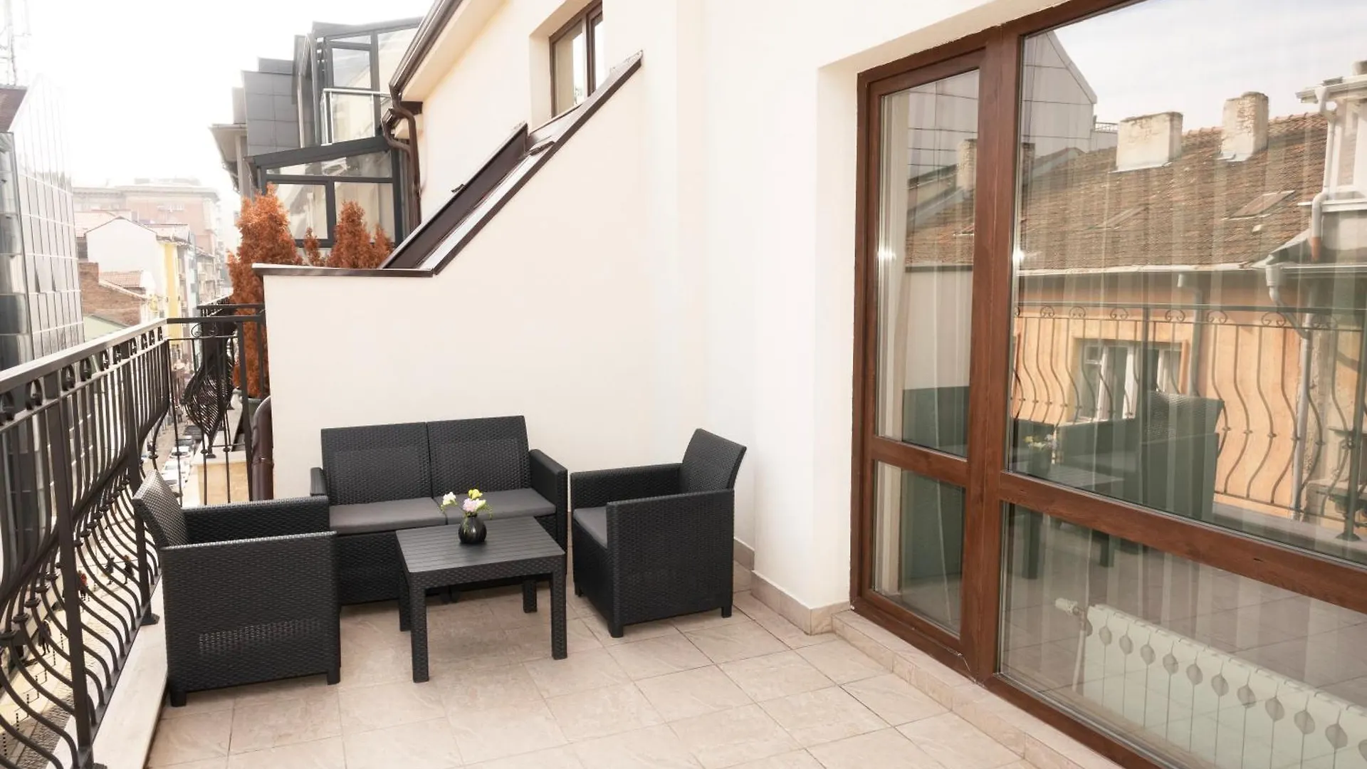 Apartman Spacious Stylish 2Bdr Central Szófia